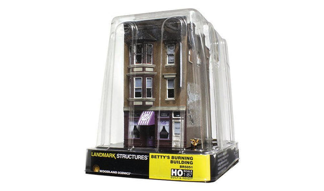 Woodland Scenics 5051 | Betty's Burning Building | HO Scale - Squeaky's Trains