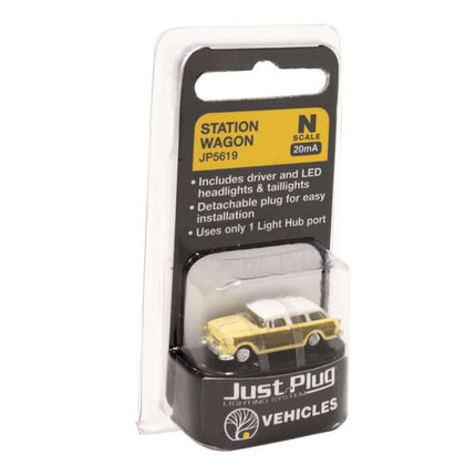 Woodland Scenics 5619 | Just Plug® Vehicles - Station Wagon | N Scale - Squeaky's Trains