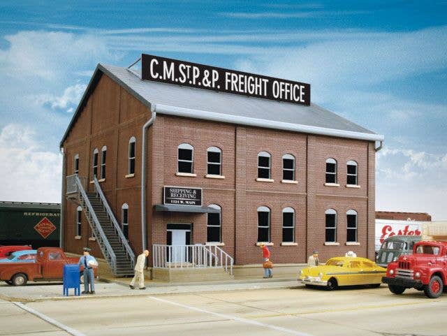 Walthers Cornerstone 933-2953 Brick Freight Office HO Scale - assembled model