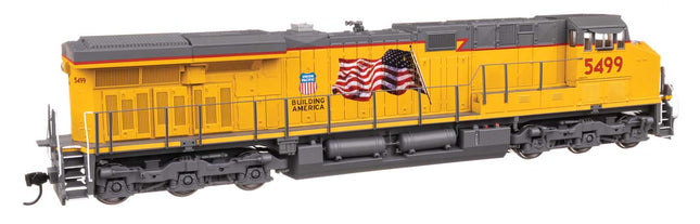 WalthersMainline 910-10233 GE ES44AC GEVO Union Pacific #5499 HO Scale - opposite side view