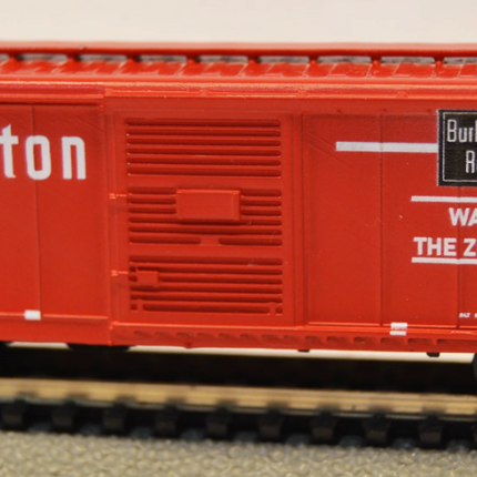 Value Trains 40-301-8502 | 40' PS-1 Boxcar - FW&D Burlington Red "Way of Zephyrs" #8502 | HO Scale