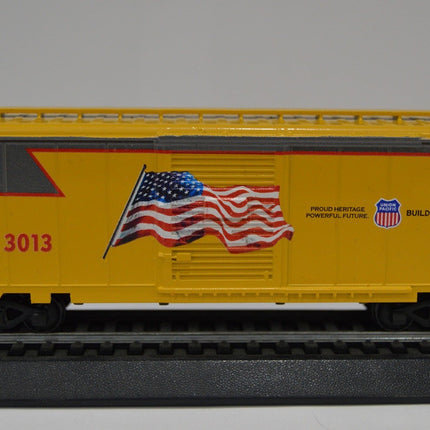 Value Trains 40-004 40' PS-1 Boxcar Union Pacific Flag Heritage #3013 HO Scale