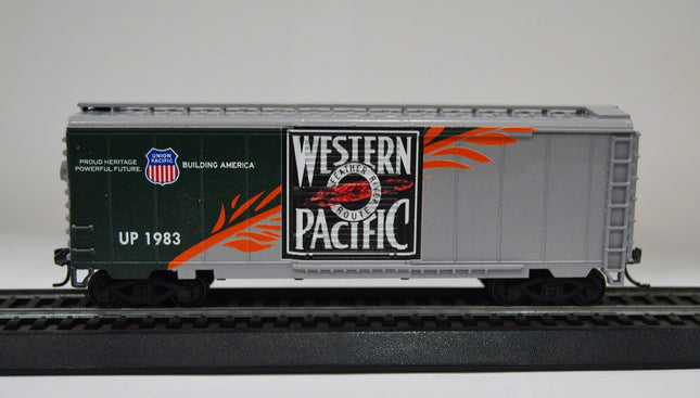 Value Trains 40-006 40' PS-1 Boxcar Western Pacific Heritage Scheme #1953 HO Scale - side view