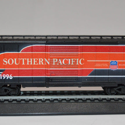 Value Trains 40-007 40' PS-1 Boxcar Southern Pacific Heritage Scheme #1996 HO Scale