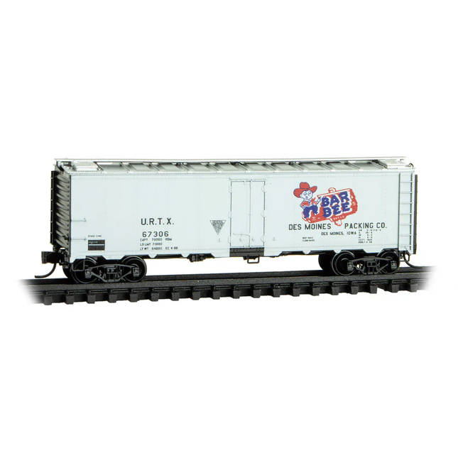 Micro-Trains 05900300 | 40' Steel Ice Reefer - Bar Bee Meat Packing #67306 | N Scale