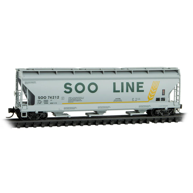 Micro-Trains 094 00 155 | ACF 3-Bay Center Flow Covered Hopper - Soo Line #74212 Colormark | N Scale