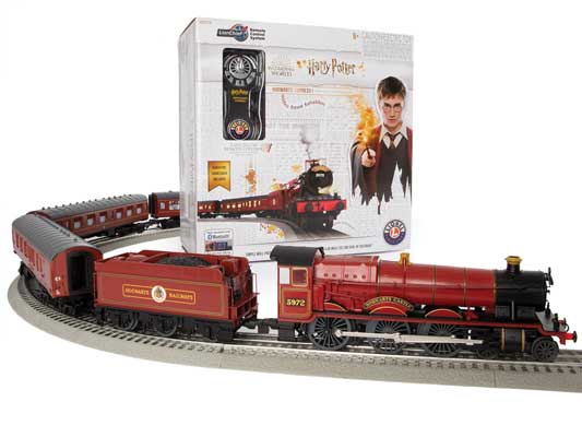 Lionel 2123140 Harry Potter Hogwarts Express O Gauge train set - box and assembled train