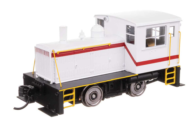 Walthers Mainline 910-10020 Plymouth ML-8 Industrial Switcher White Undecorated HO Scale DC diesel locomotive
