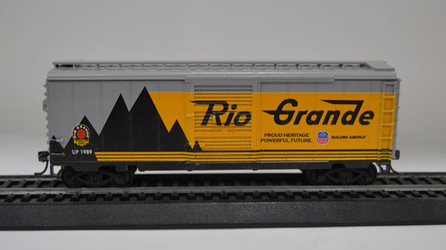 Value Trains 40-009 | 40' PS-1 Boxcar - Rio Grande Heritage Scheme | HO Scale
