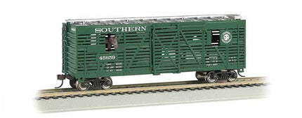 Bachmann 19702 HO Scale 40' Animated Stock Car - Southern Railway #45659 with four horse heads peeking through windows