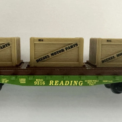 Rock Island Hobby 032214 HO Scale 40' Flat Car with Diesel Motor Parts Crates - Reading (RDG) #9316