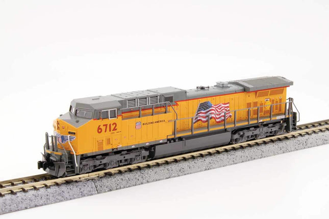 Kato 176-7039 | GE AC4400CW Low Numberboards – Standard DC – Union Pacific #6712 | N Scale