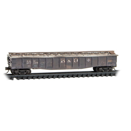 Micro Trains weathered rolling stock N scale Baltimore & Ohio #362149 train car on track