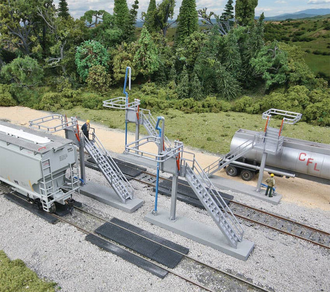 Walthers Cornerstone 4037 | Modern Loading Racks 4-Pack Building Kit | HO Scale