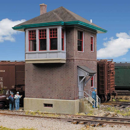 Walthers Cornerstone 2982 | Pennsylvania Railroad Block & Interlocking Station Building Kit | HO Scale