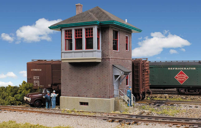Walthers Cornerstone 2982 | Pennsylvania Railroad Block & Interlocking Station Building Kit | HO Scale