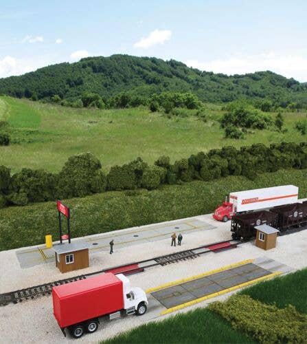 Walthers Cornerstone 933-4068 | Truck & Rail Scale Kit | HO Scale
