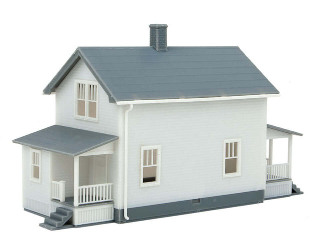 Walthers Cornerstone 933-3790 | Company House (2-Pack) | HO Scale model home with porch and tarpaper roof.
