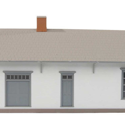 Walthers Cornerstone 933-3532 | Golden Valley Depot – Plastic Building Kit | HO Scale side view of model