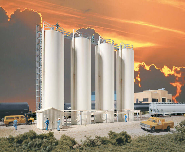 Walthers Cornerstone 933-3081 | Plastic Pellet Transfer Facility | HO Scale showcasing tall vertical silos and unloading area.