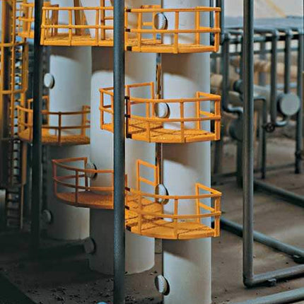 Walthers Cornerstone 933-3705 | United Petroleum Refining | HO Scale model with detailed platforms and handrails.