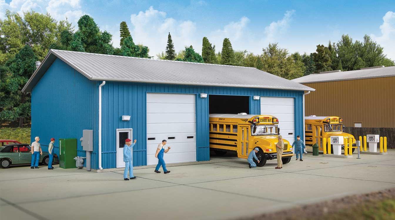 Walthers Cornerstone 933-3360 | Bus Maintenance Garage | HO Scale