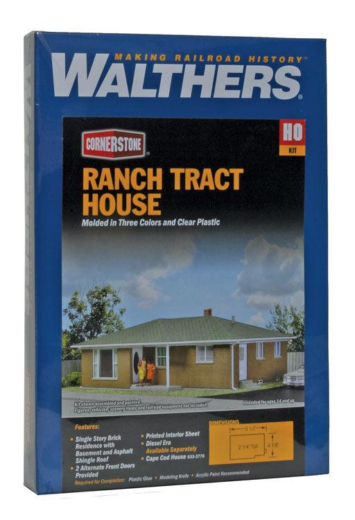 Walthers Cornerstone 933-3777 | Ranch Tract House | HO Scale